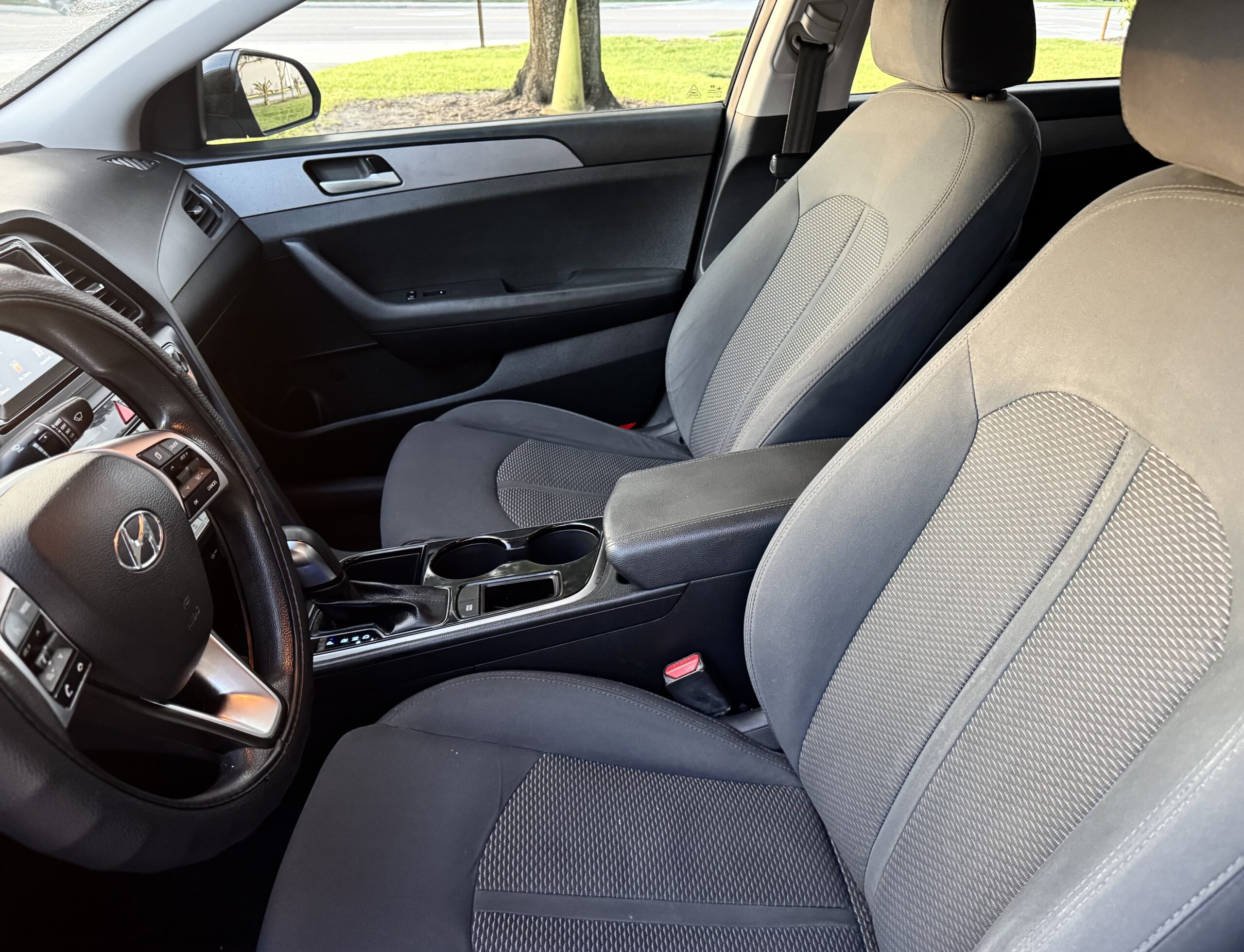 
								2019 Hyundai Sonata SE full									