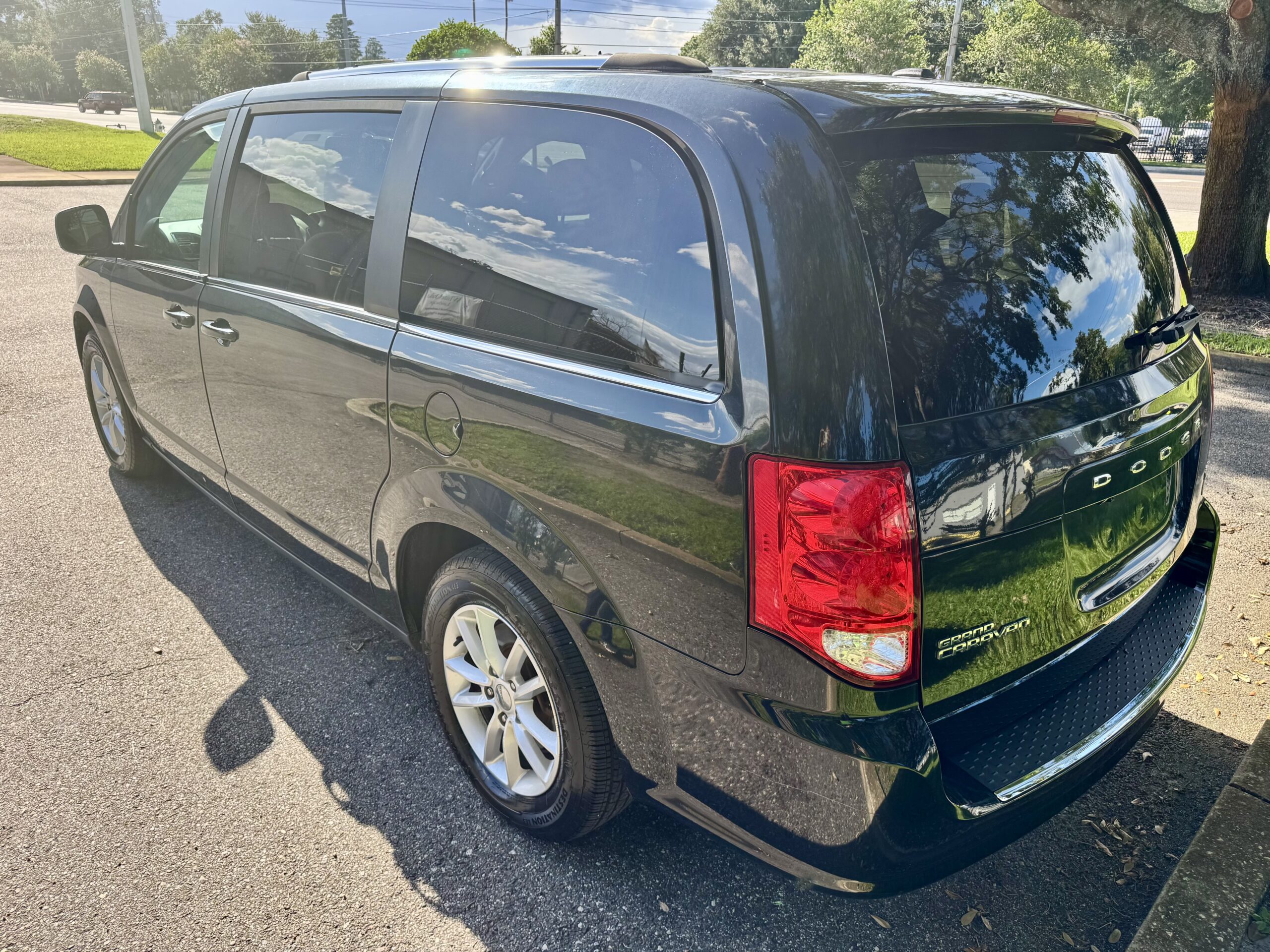 
								2019 DODGE GRAND CARAVAN SXT full									