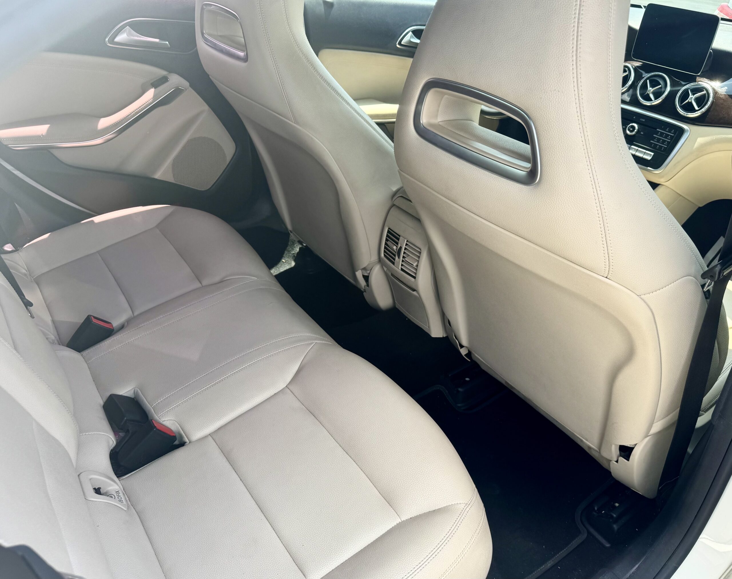 
								2018 Mercedes-Benz CLA 250 full									