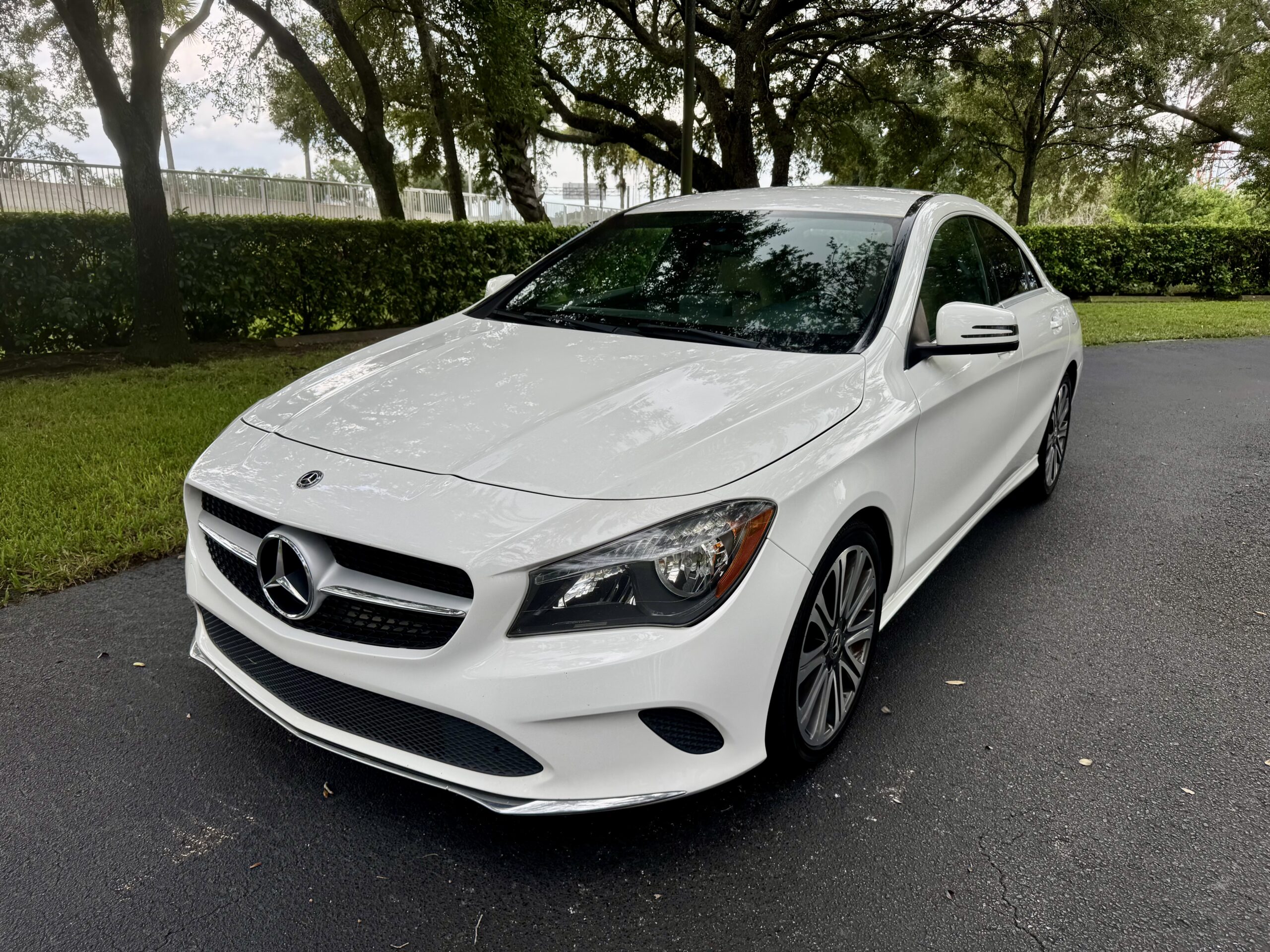 
								2018 Mercedes-Benz CLA 250 full									
