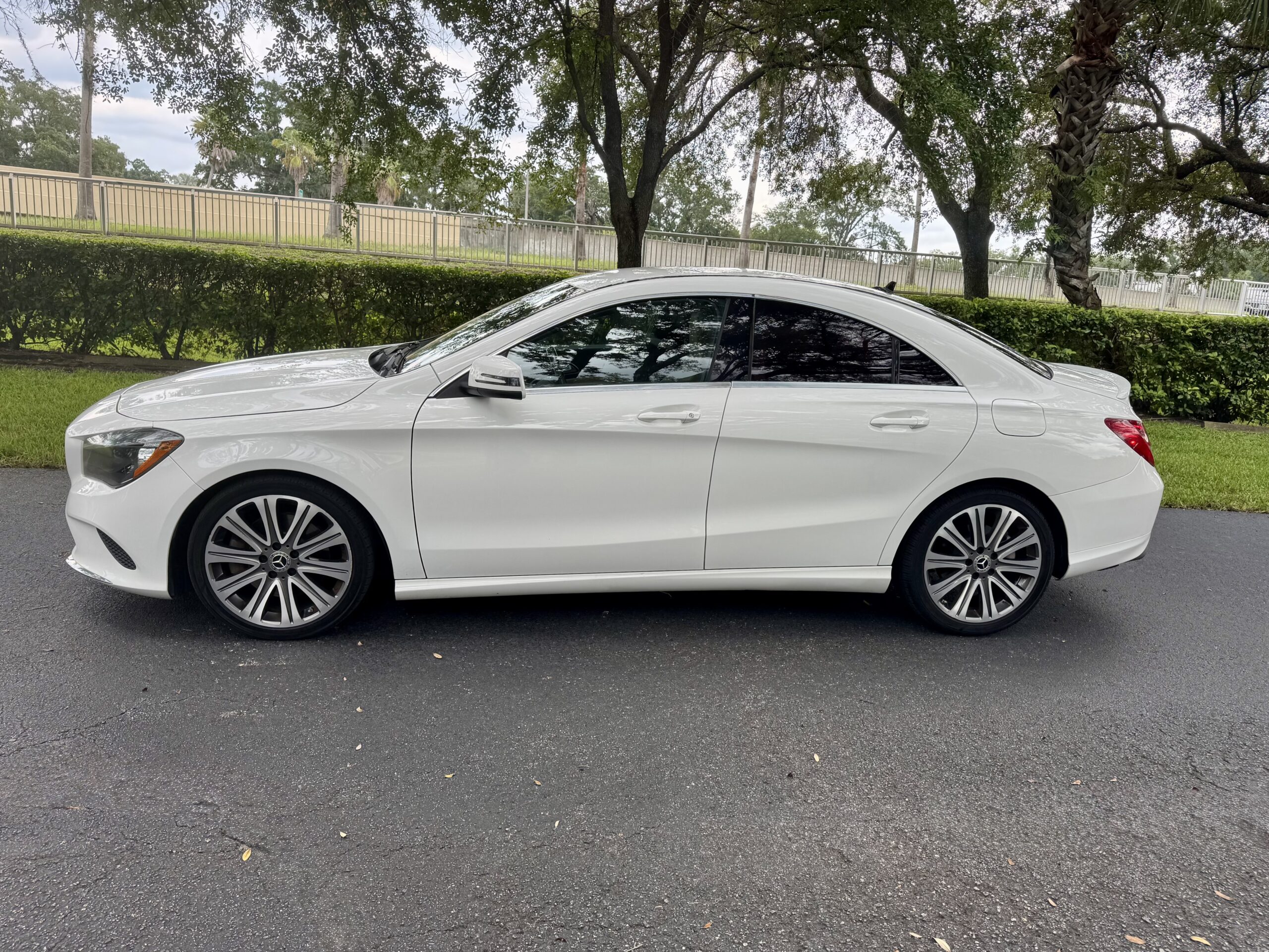 
								2018 Mercedes-Benz CLA 250 full									