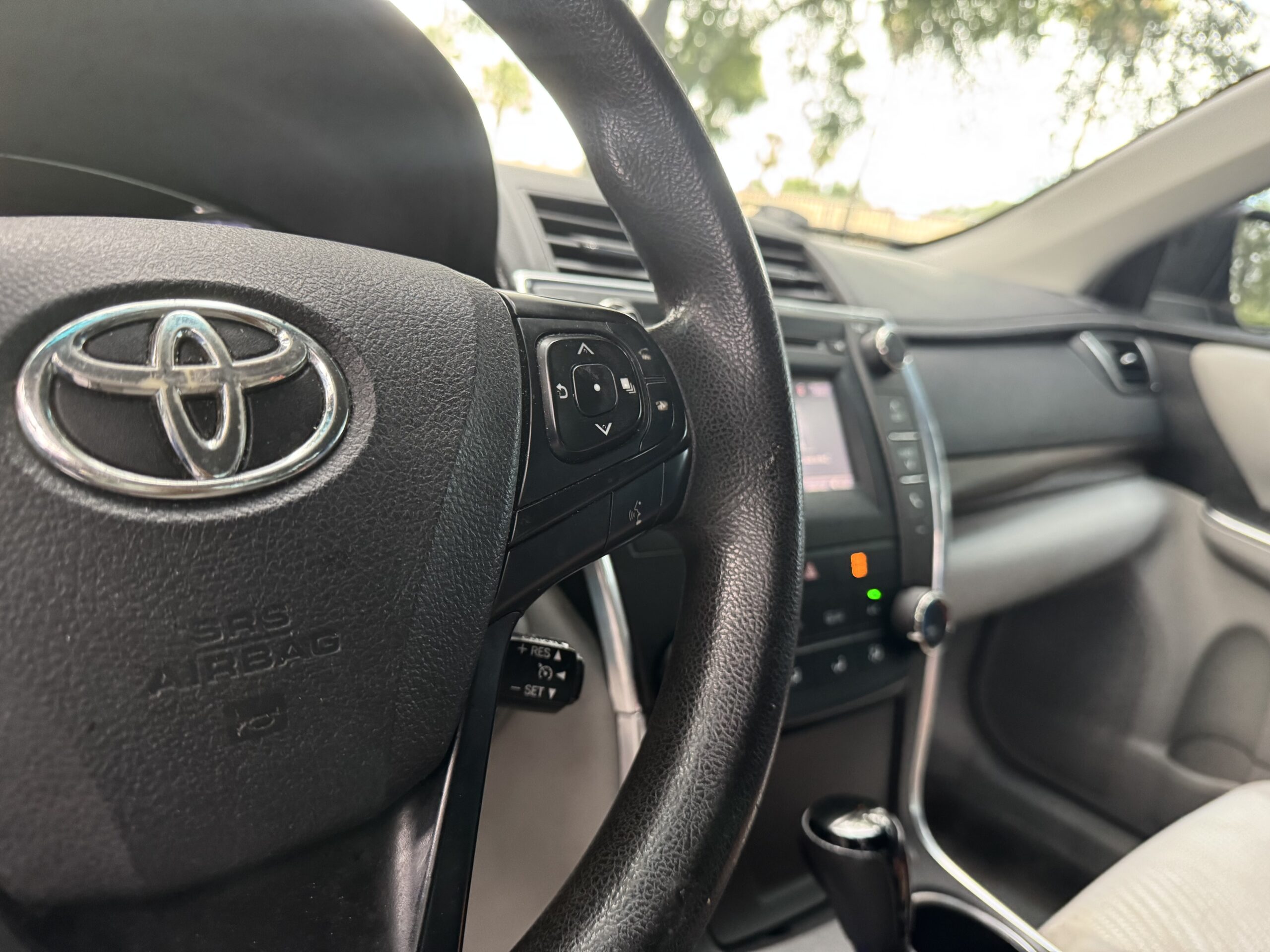
								2017 Toyota Camry LE full									