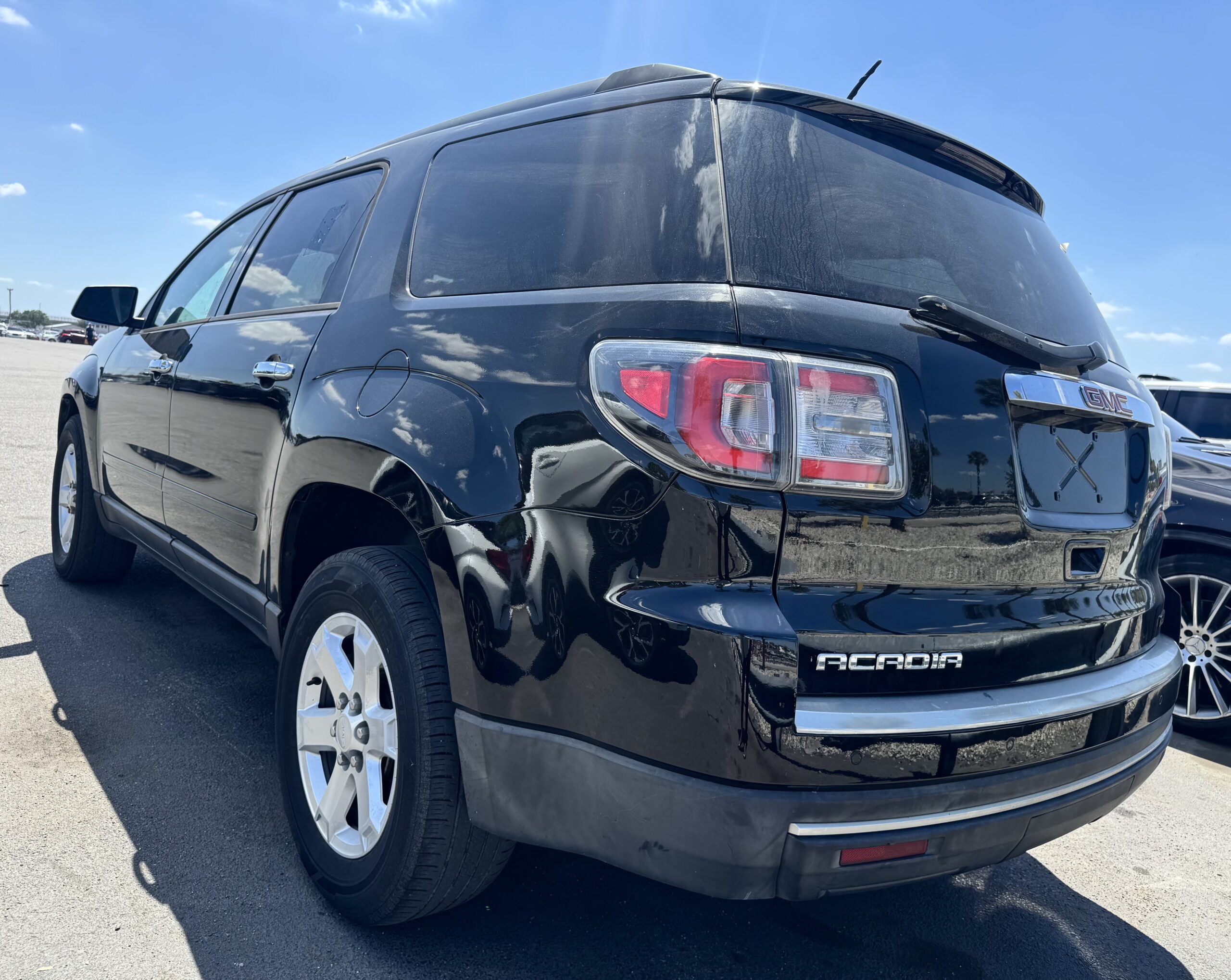
								2016 GMC ACADIA SLE-1 full									