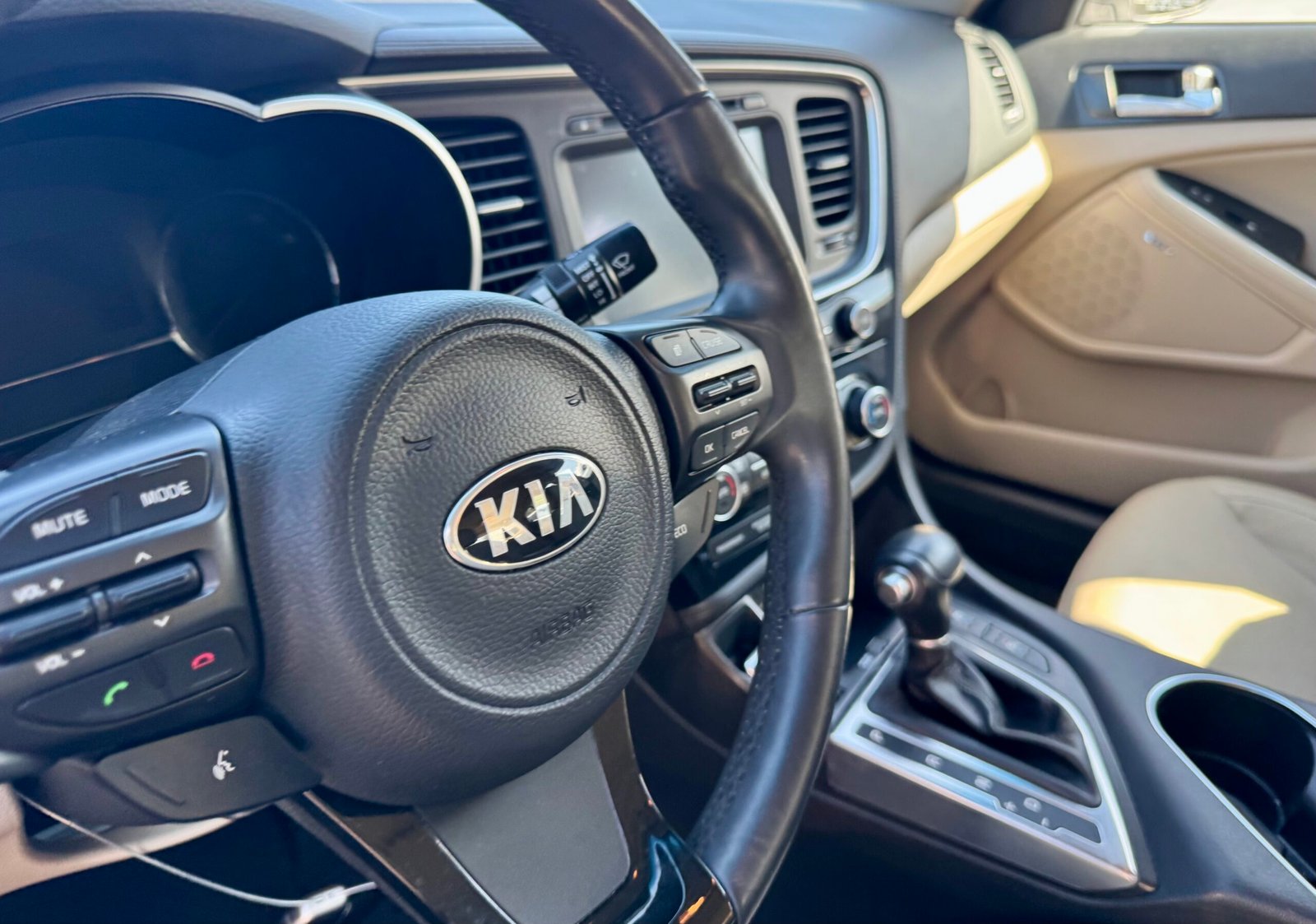 
								2015 KIA OPTIMA full									